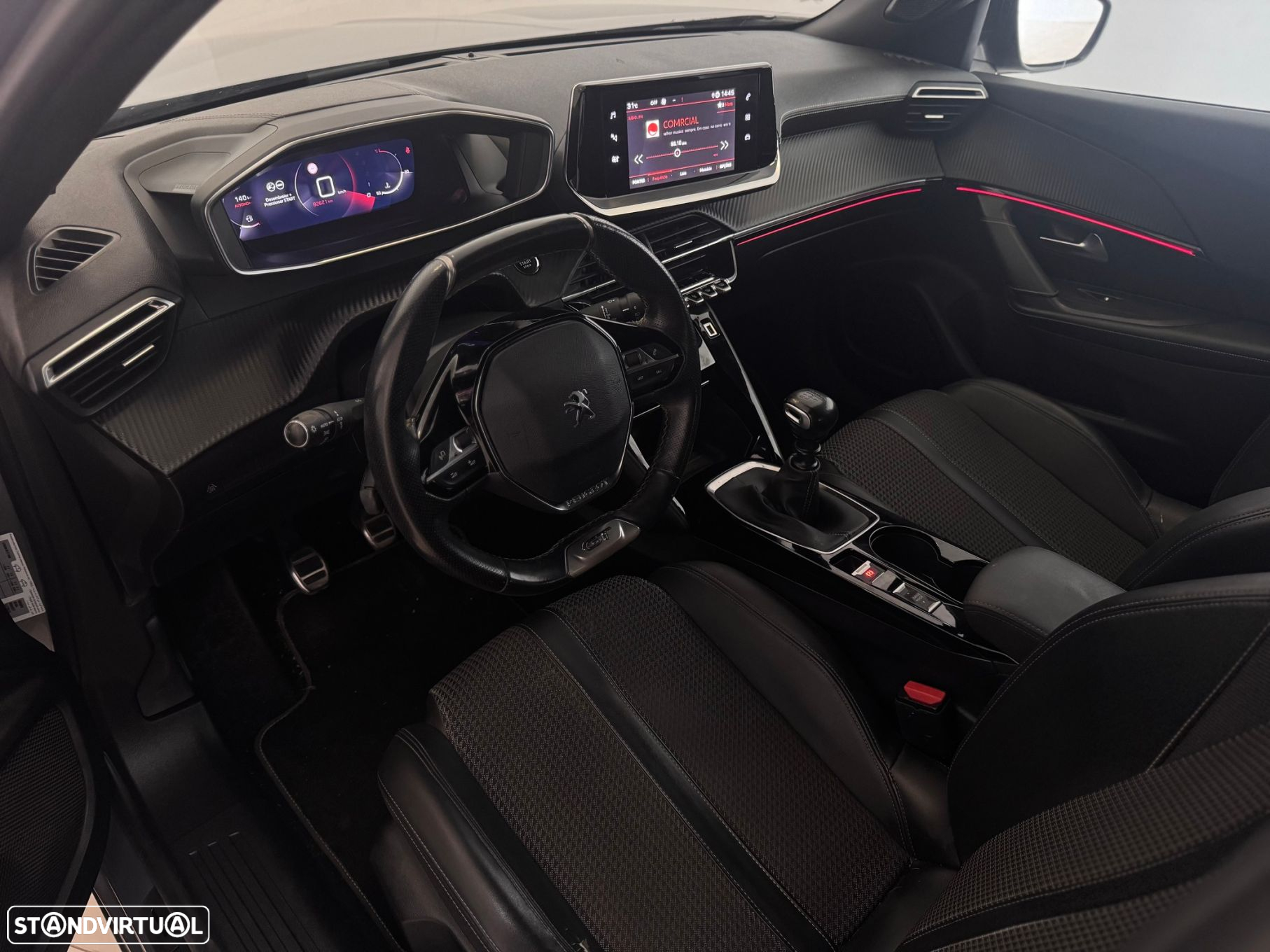 Peugeot 2008 1.2 PureTech GT Line - 5