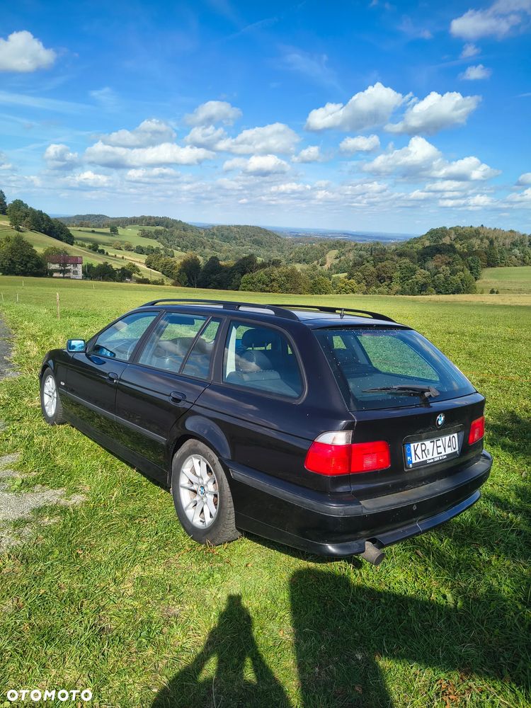 BMW E39 1998 photo 4