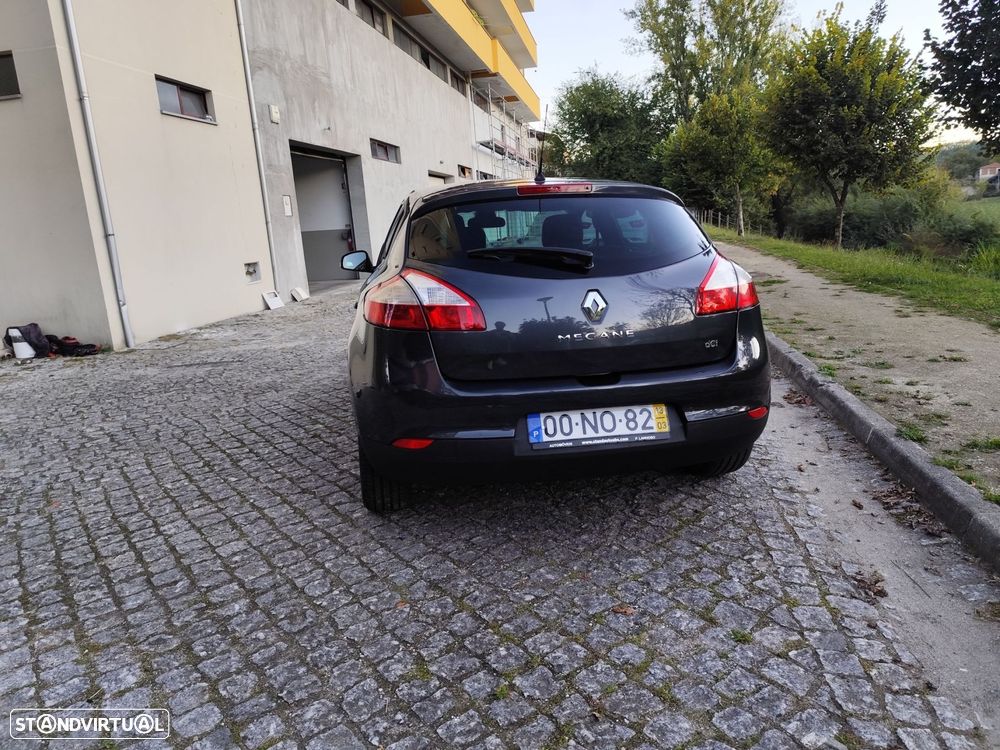 Renault Mégane 1.5 dCi Dynamique S SS - 8