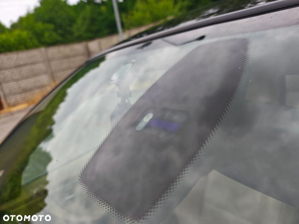 BMW Seria 3 325i - 10
