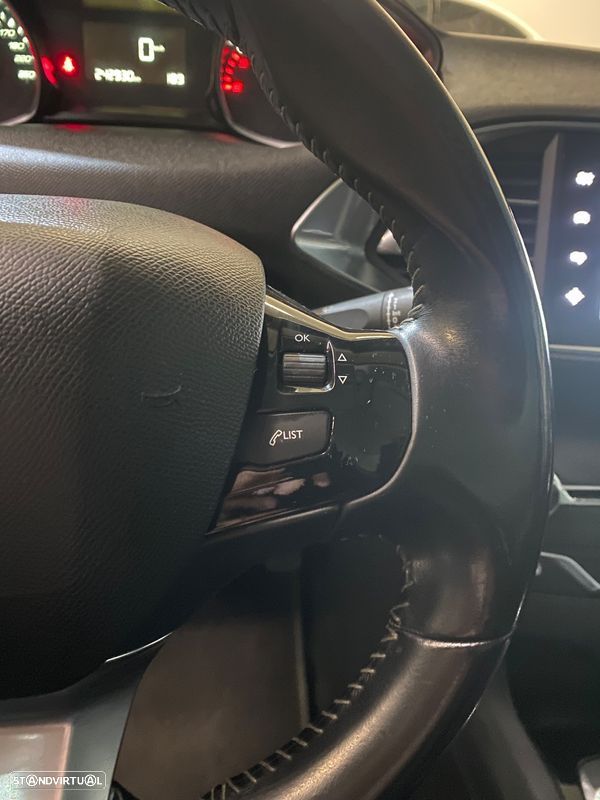 Peugeot 308 SW 1.6 BlueHDi Style J17 - 10