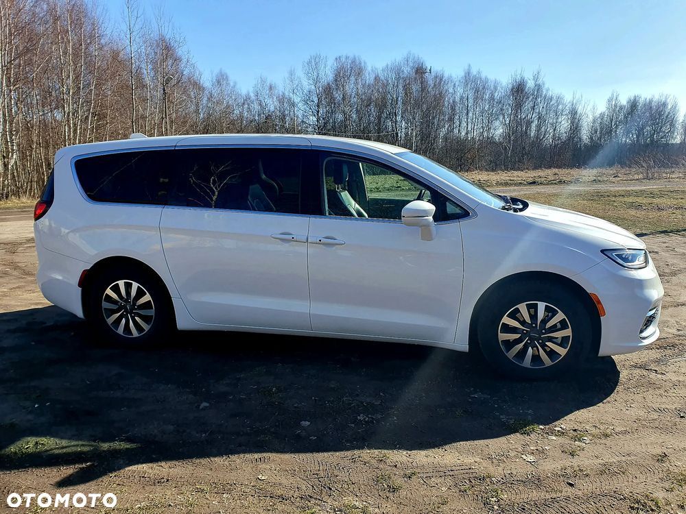 Chrysler Pacifica - 7