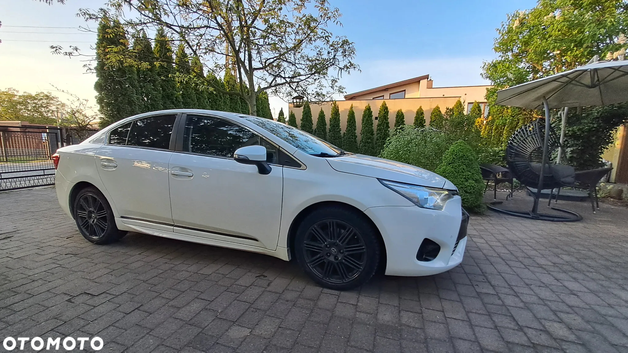 Toyota Avensis 2.0 D-4D Prestige - 14