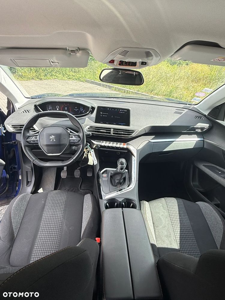Peugeot 3008 1.2 PureTech Active Pack S&S - 10