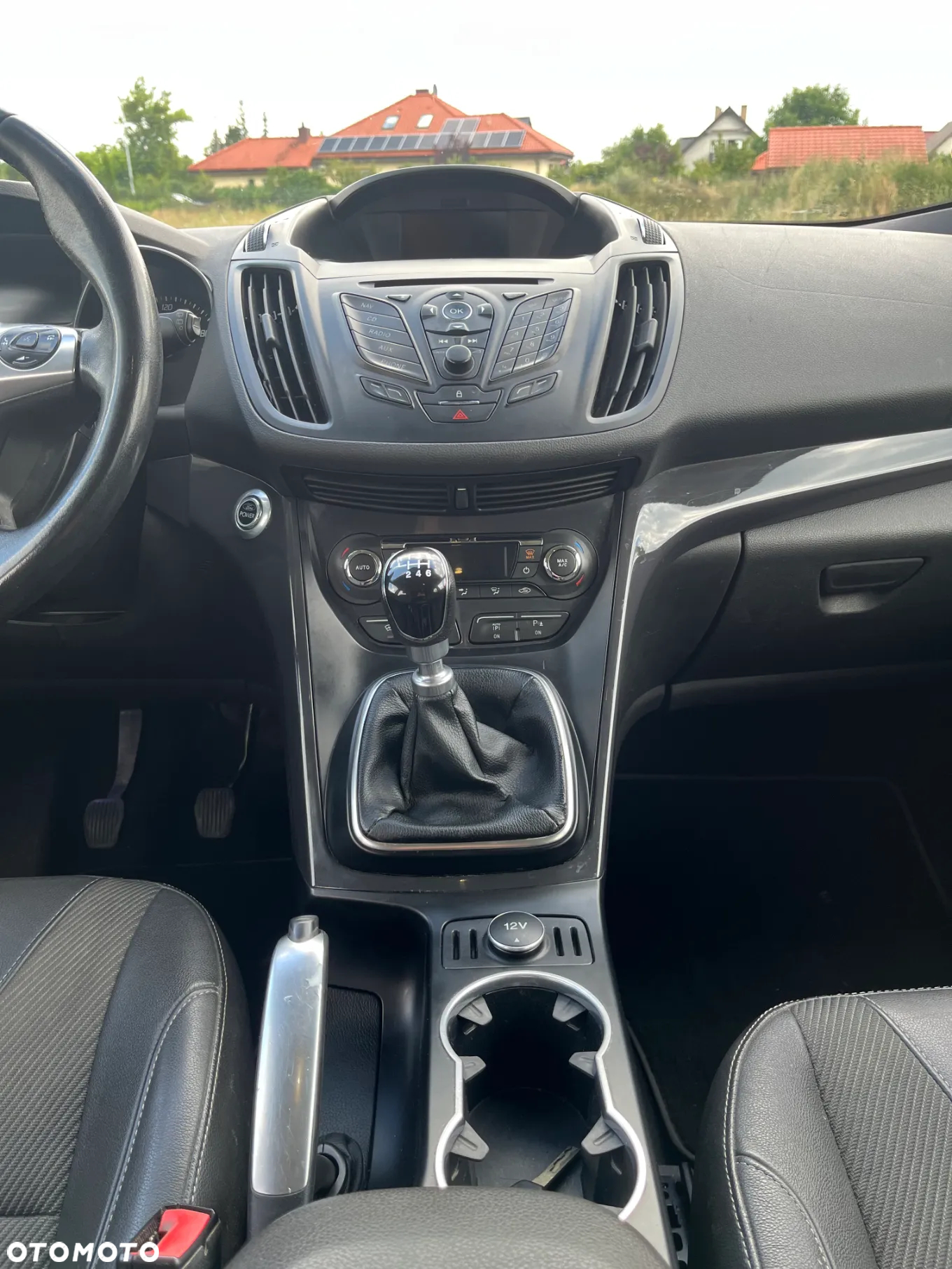 Ford Kuga 2.0 TDCi 2x4 Titanium - 10
