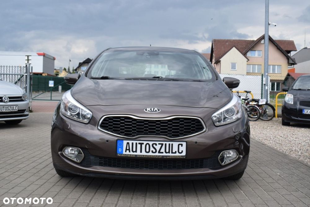 Kia Ceed - 5