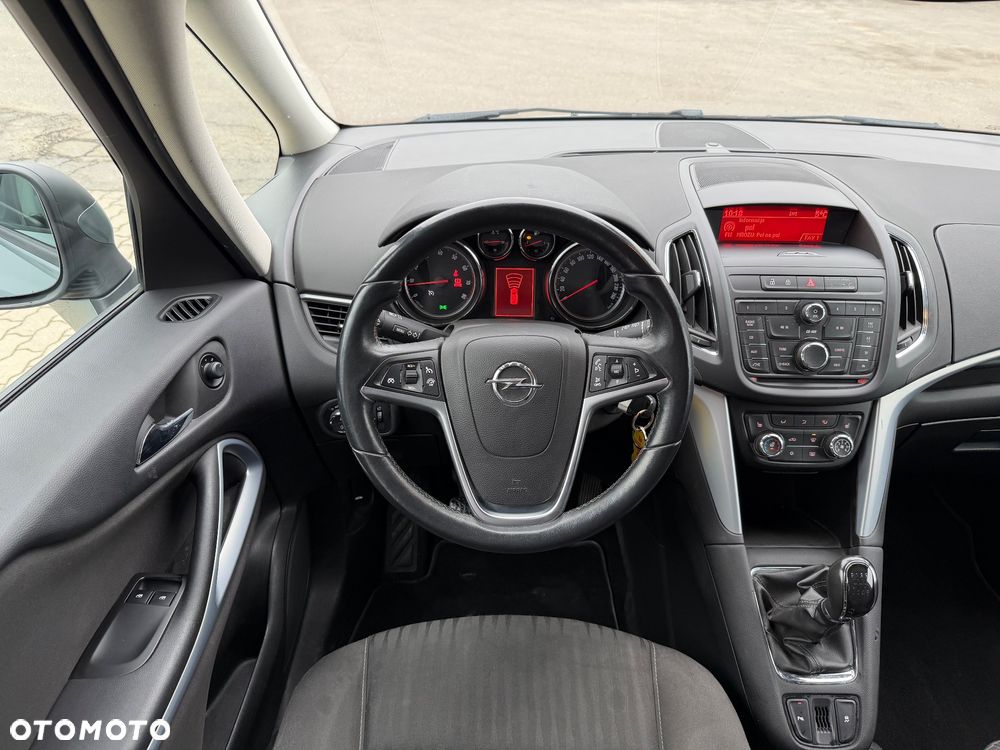 Opel Zafira - 5