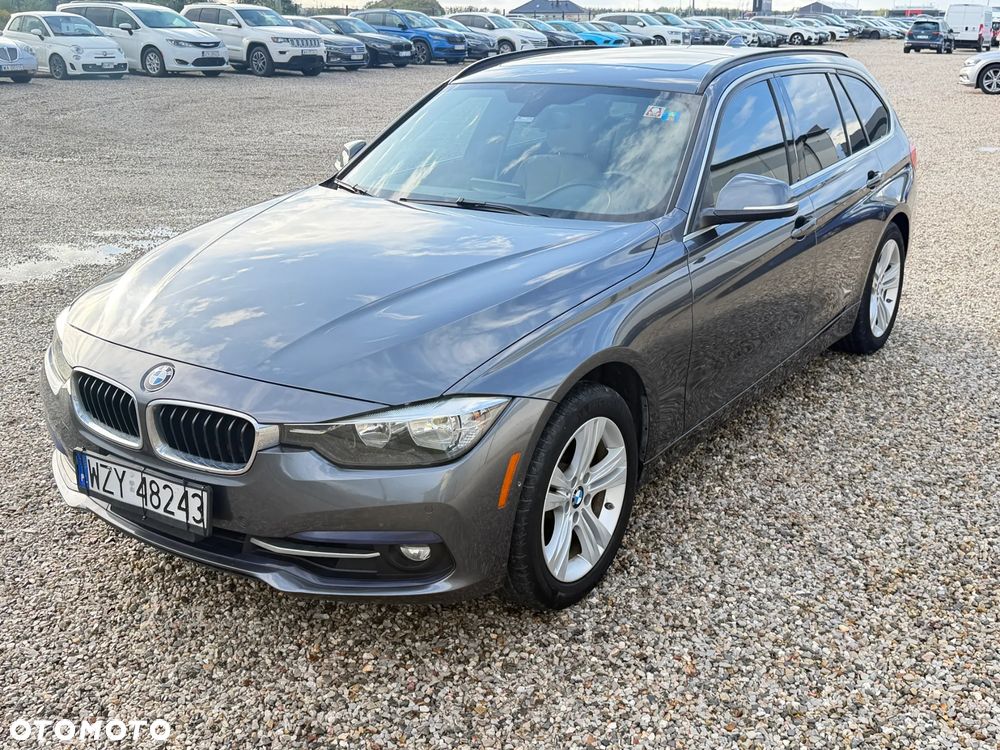 BMW Seria 3 330i Edition Luxury Line Purity - 3