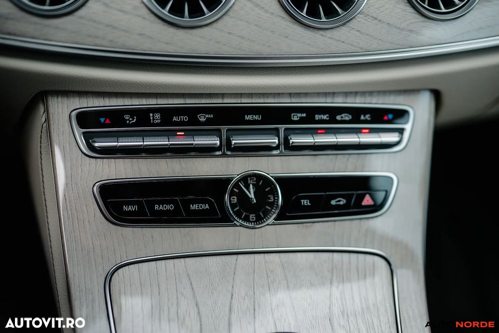 Mercedes-Benz CLS 350 d 4MATIC Aut - 30