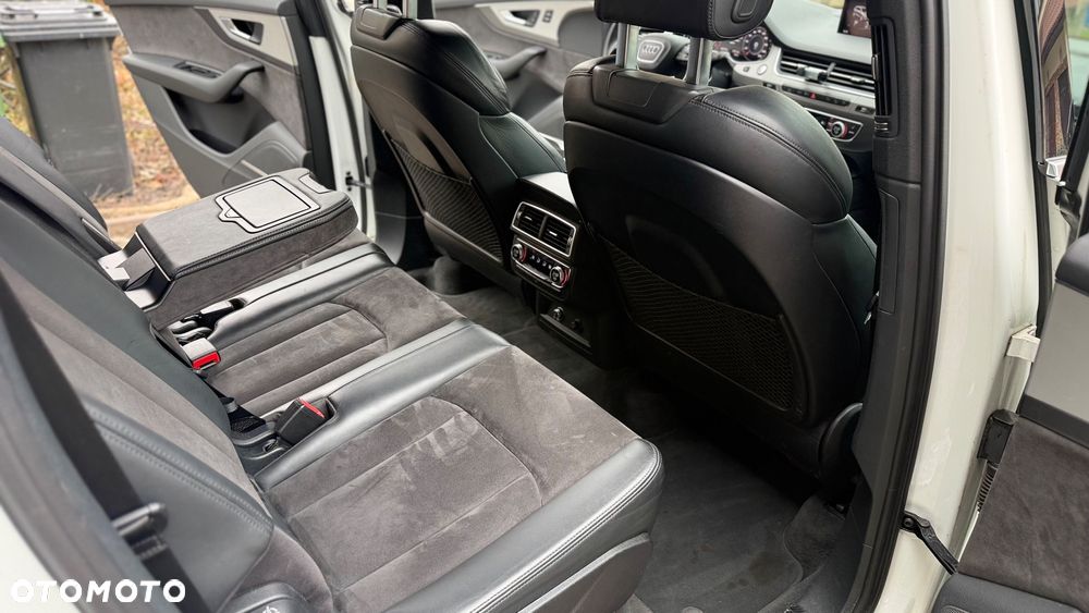 Audi Q7 - 18