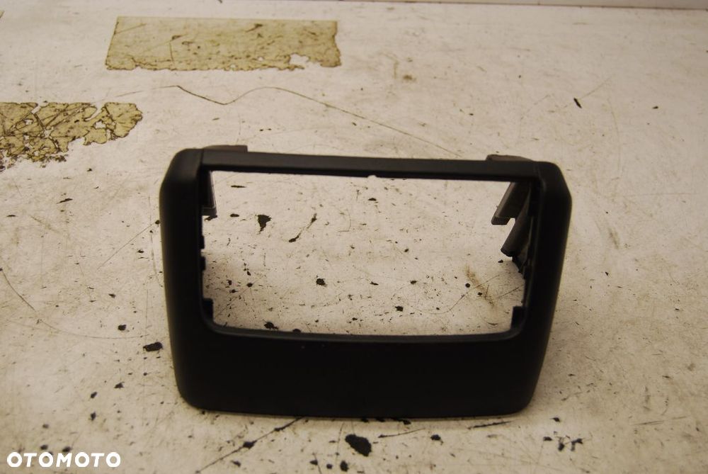 RAMKA KRATKA TUNELU TYŁ ŚRODKOWA 4L0864147A AUDI Q7 - 1