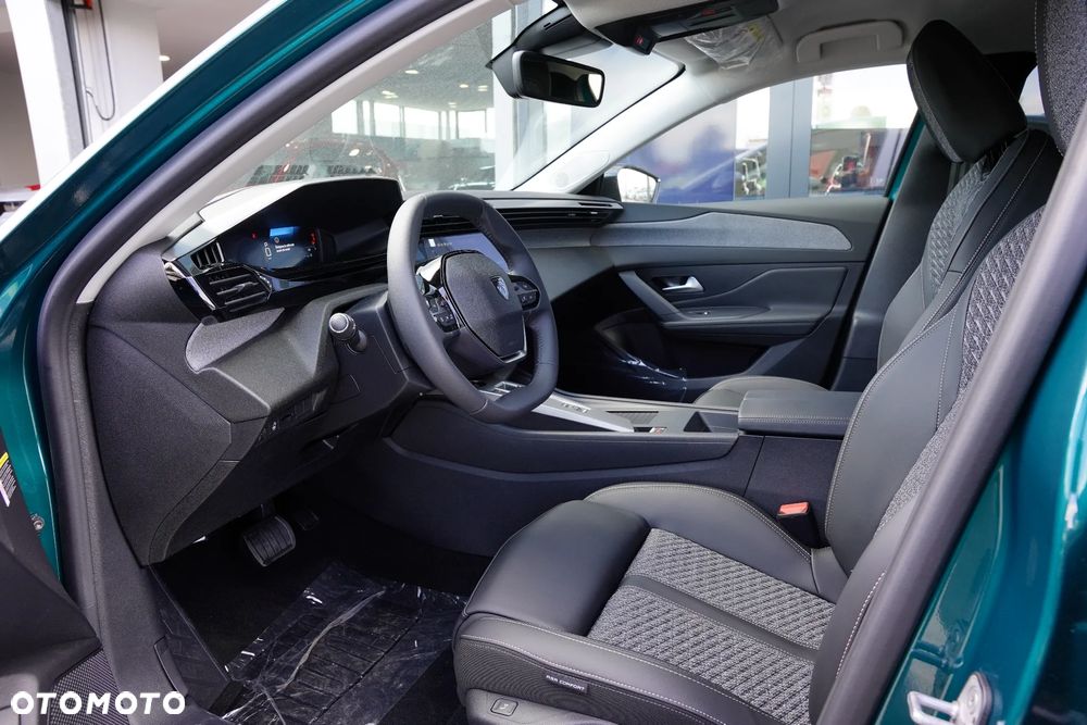 Peugeot 308 1.2 mHEV Allure S&S e-DCS6 - 9