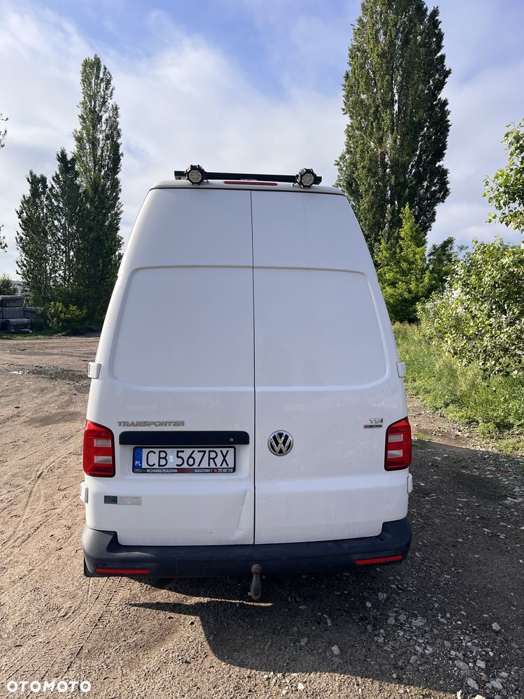 Volkswagen Transporter - 4