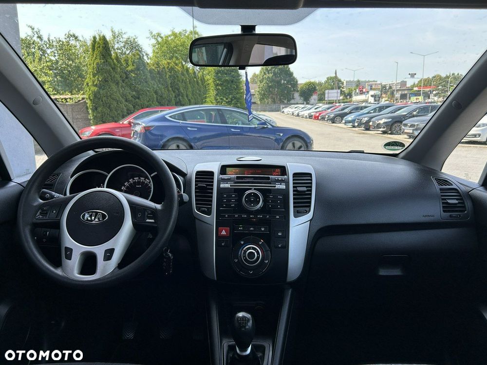 Kia Venga 1.4 CRDi M - 9