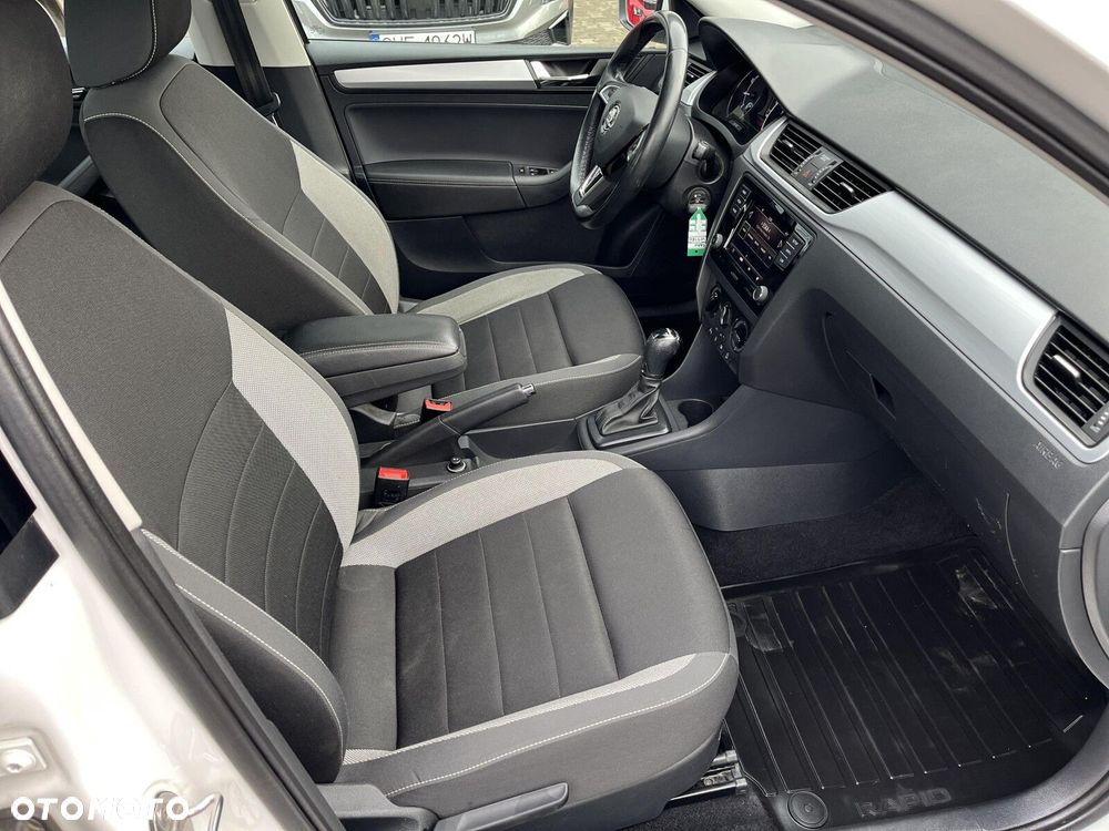 Skoda RAPID 1.0 TSI Ambition DSG - 13