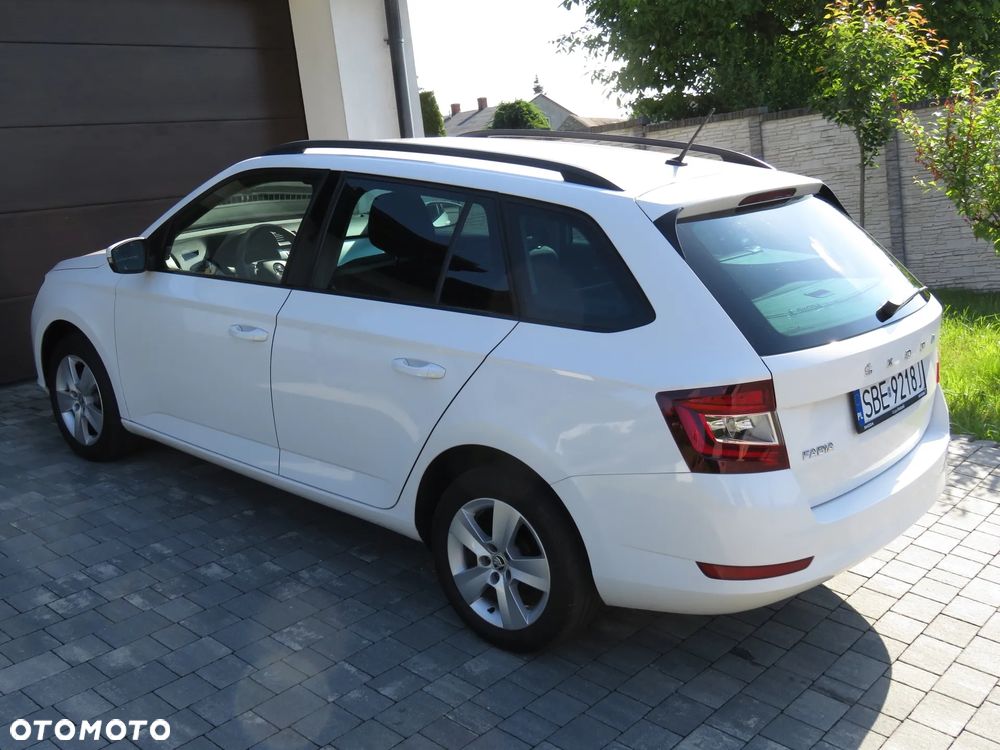 Skoda Fabia 1.0 Ambition Plus - 6