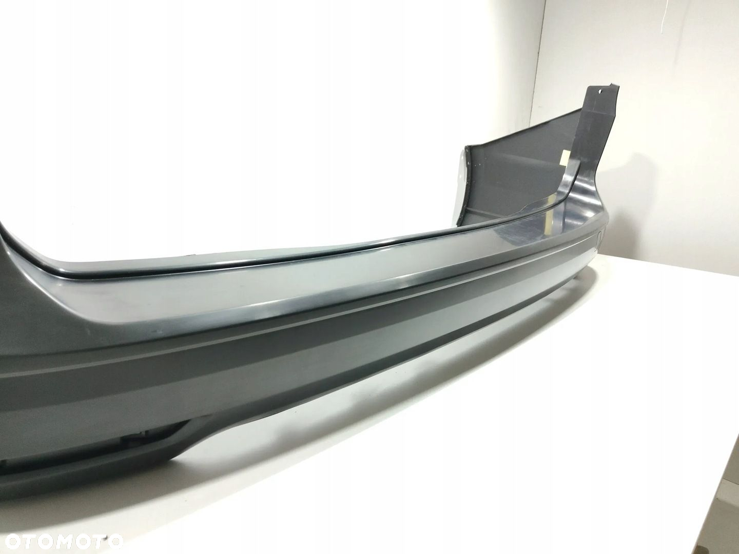 Volkswagen Caddy 2K7 ZDERZAK TYŁ NOWY OEM - 10