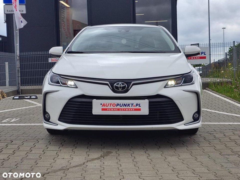 Toyota Corolla - 2