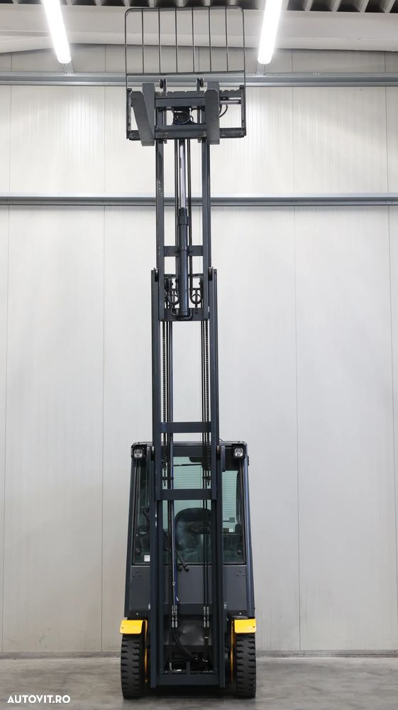 Jungheinrich TFG 320s - 8