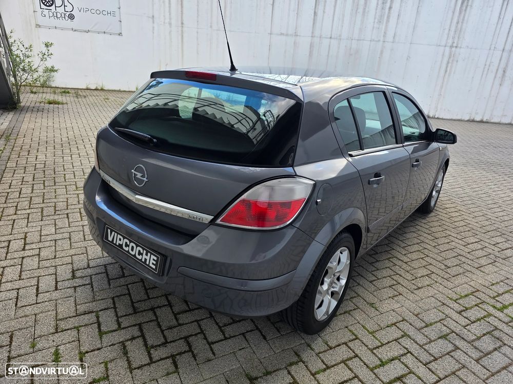 Opel Astra 1.3 CDTI Cosmo - 30