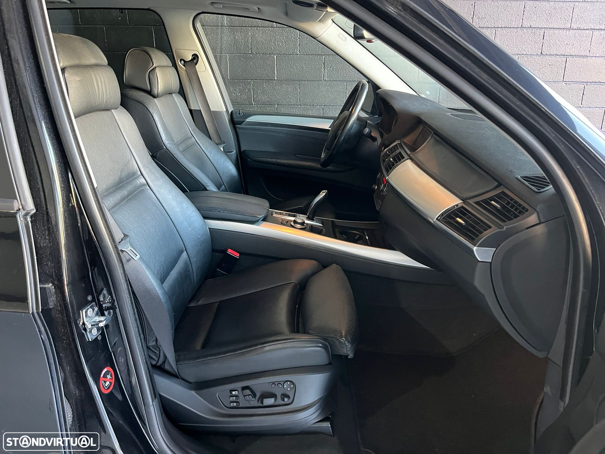 BMW X5 3.0 si - 11