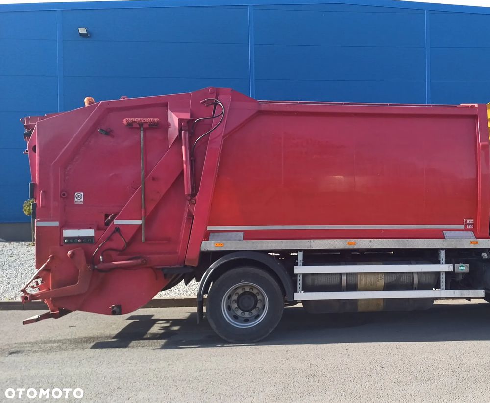 Zabudowa śmieciarki NORBA jednokomorowa 110-1100L - 2