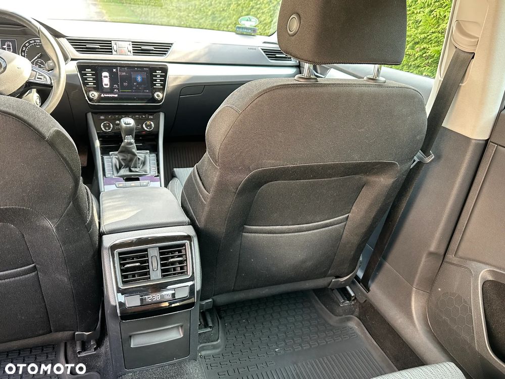Skoda Superb 1.8 TSI Ambition - 9