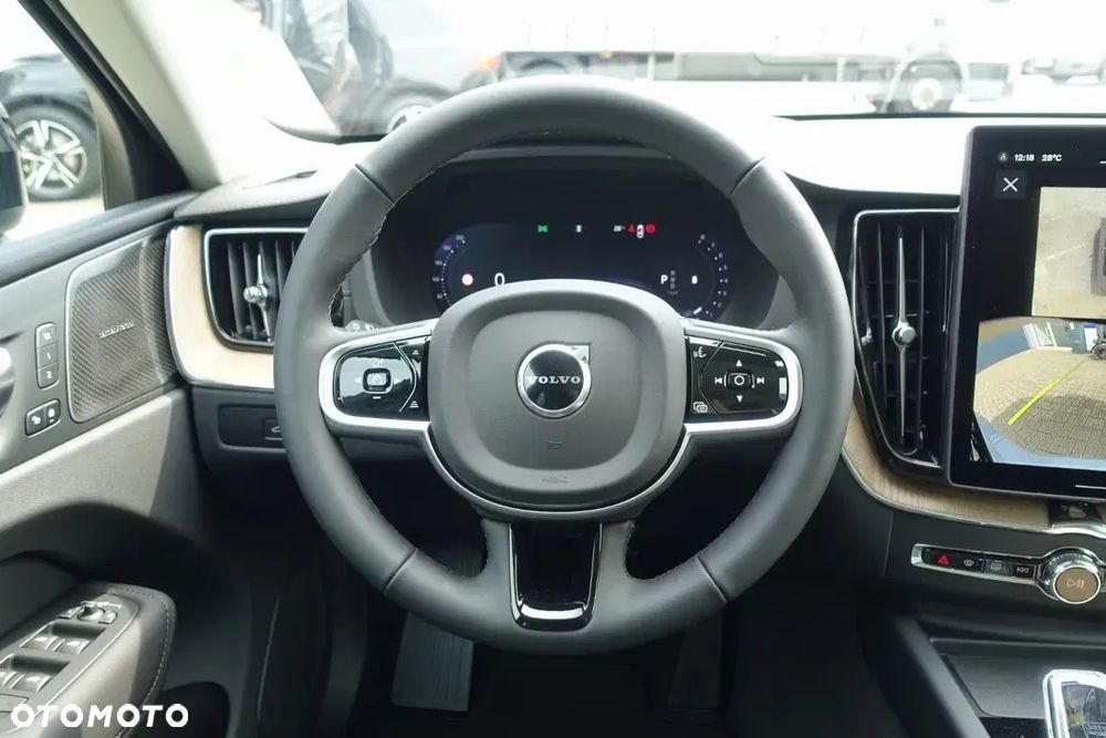 Volvo XC 60 B5 B AWD Core - 15