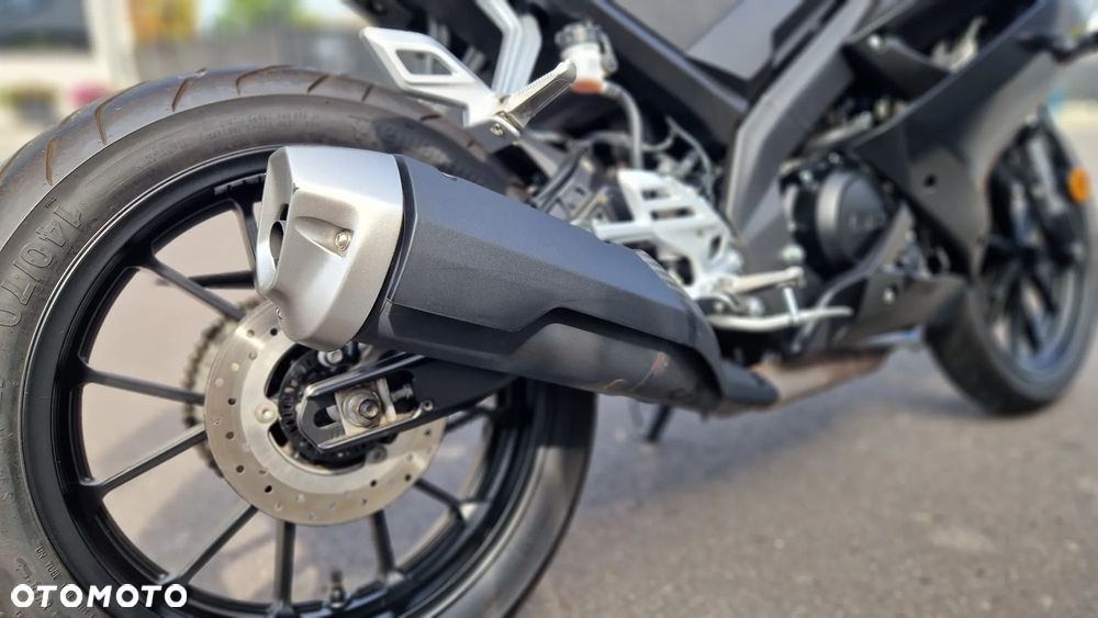 Yamaha YZF - 7