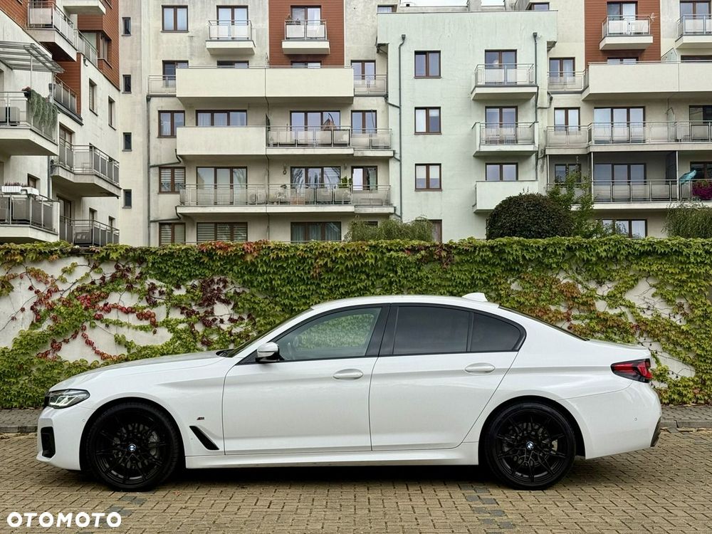 BMW Seria 5 530i xDrive M Sport sport - 12