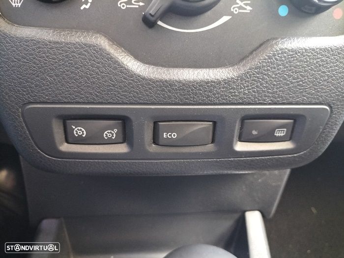 Dacia Lodgy TCe 115 Stepway - 30