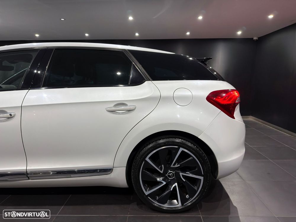 Citroën DS5 2.0 HDi Hybrid4 So Chic CMP6 - 5