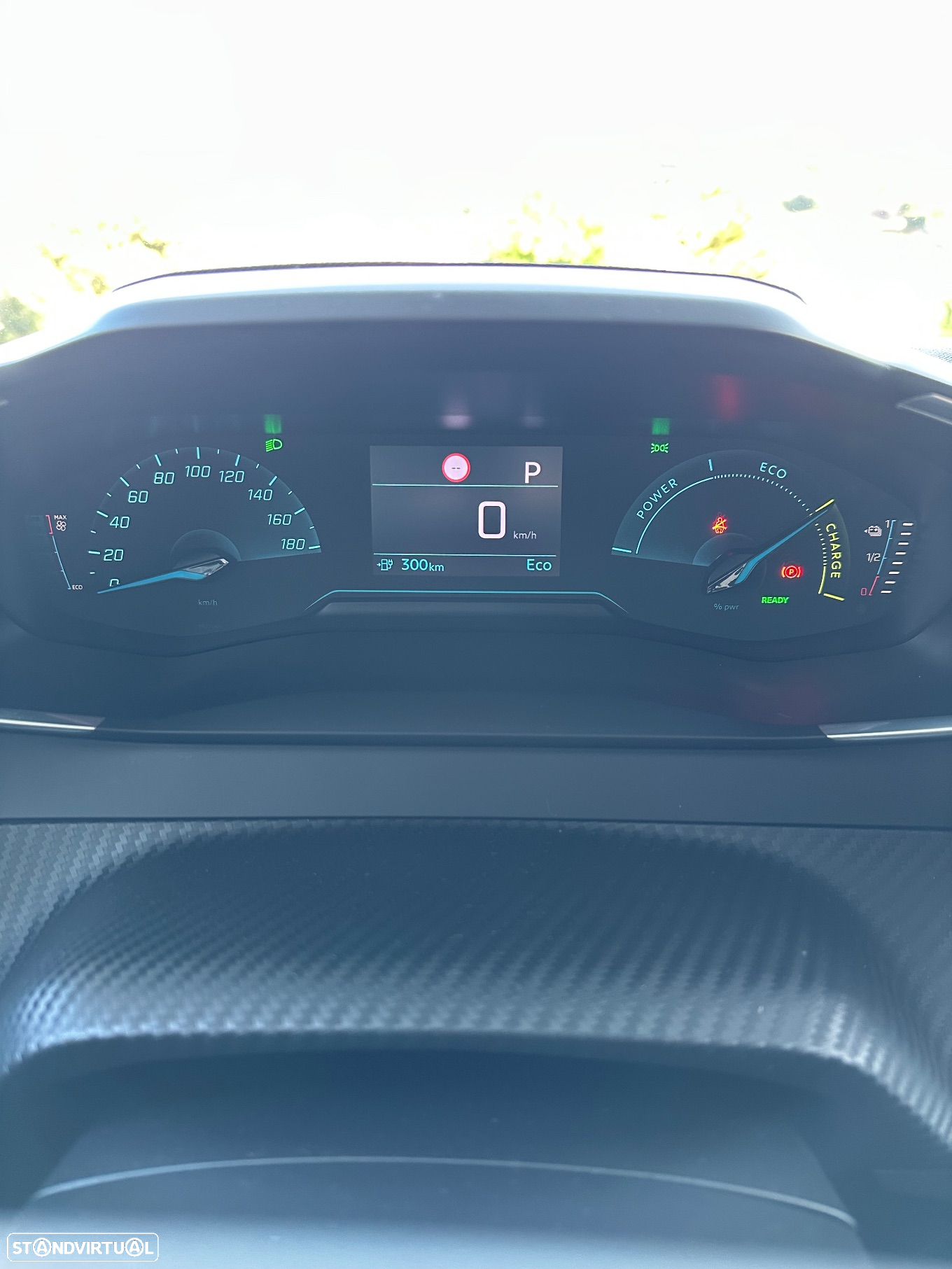Peugeot e-2008 50 kWh Active Pack - 13