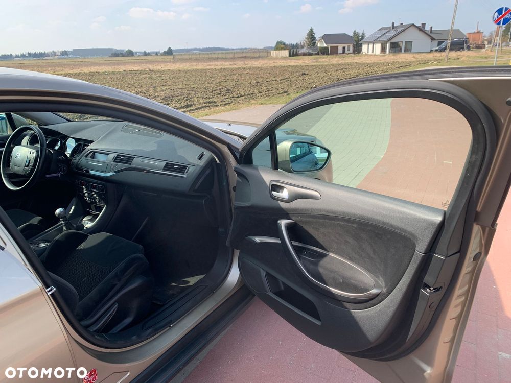 Citroën C5 HDi 140 FAP Confort - 29