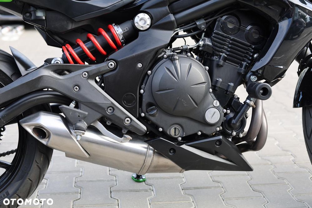 Kawasaki ER - 24