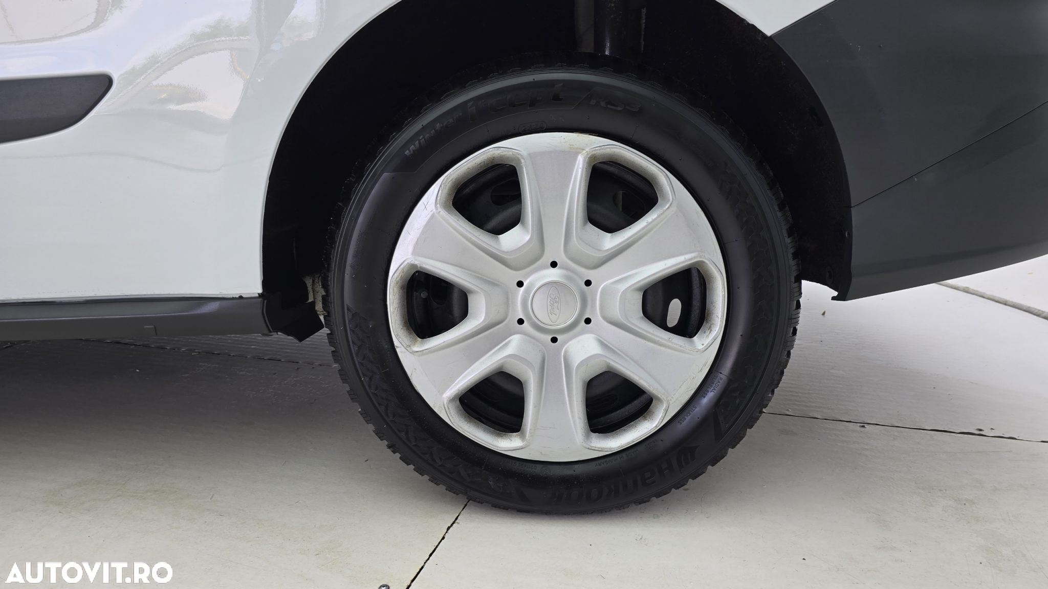 Ford Transit - 22