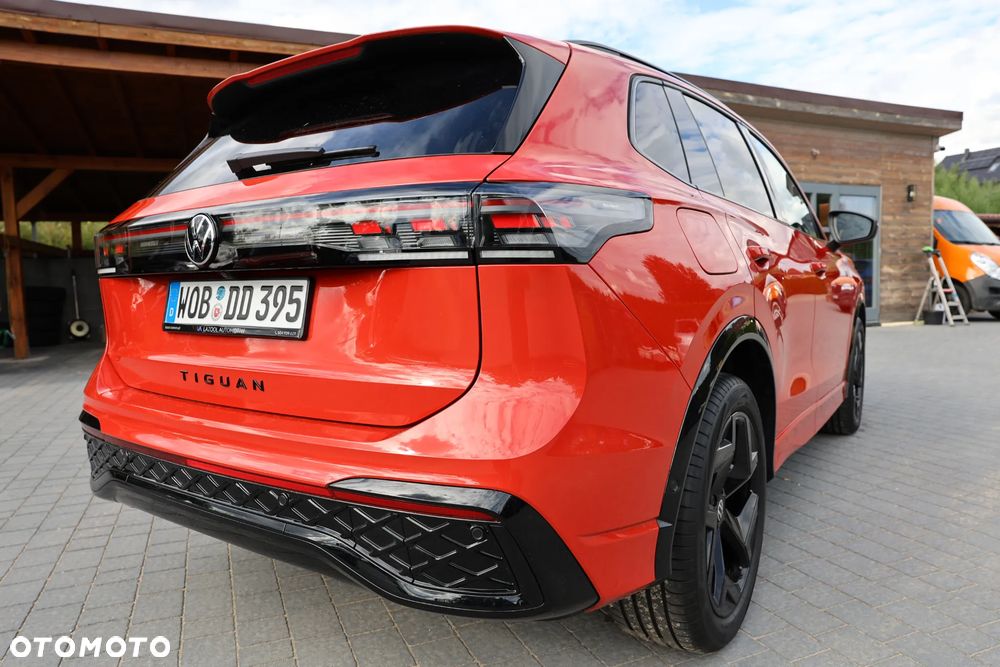 Volkswagen Tiguan 2.0 TDI SCR DSG R-Line - 16