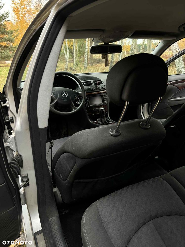 Mercedes-Benz Klasa E - 9