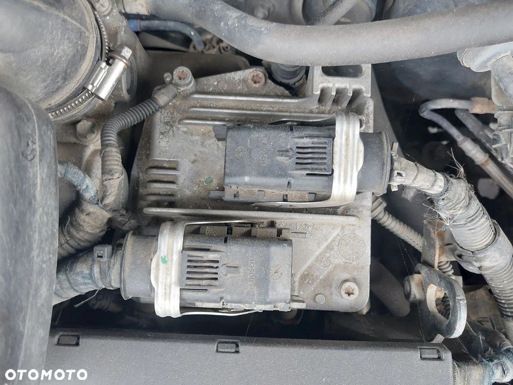 Opel Astra H Hatchback silnik 1.6 16v twinport skrzynia biegów F17C394 manualna drzwi klapa maska zderzak błotnik lusterko zewnętrzne Z20R maglownica przewody wspomagania pompa wpomagania paliwa przewody klimatyzacji chłodnica sprężarka mcperson szyba sanki wyświetlacz radio sterownik mechanizm fotele tłumik wydech podsufitka podszybie rura pas przedni zestaw startowy NA CZĘŚCI WSZYSTKIE CZĘŚCI - 17