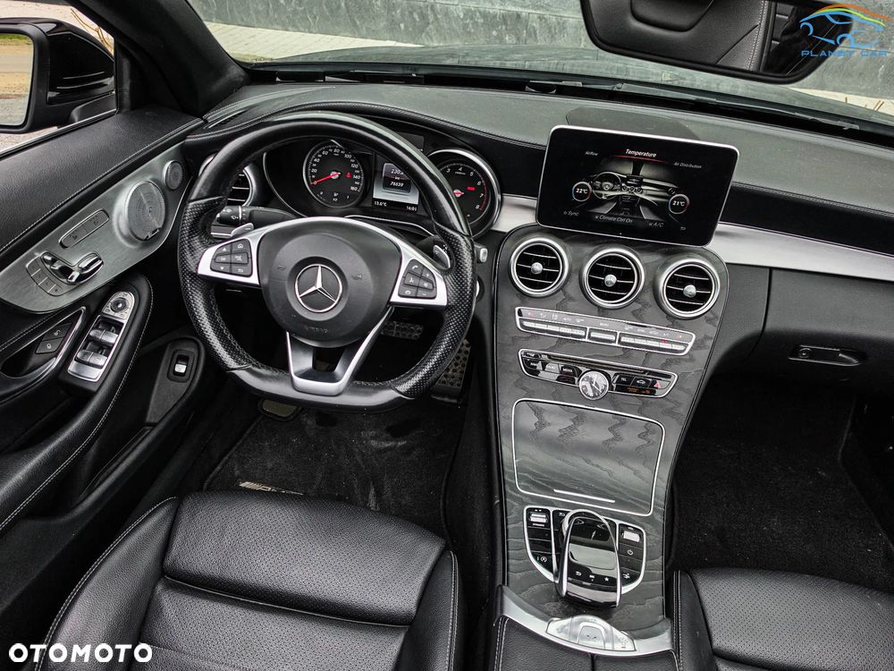 Mercedes-Benz Klasa C 300 4Matic 9G-TRONIC AMG Line - 25