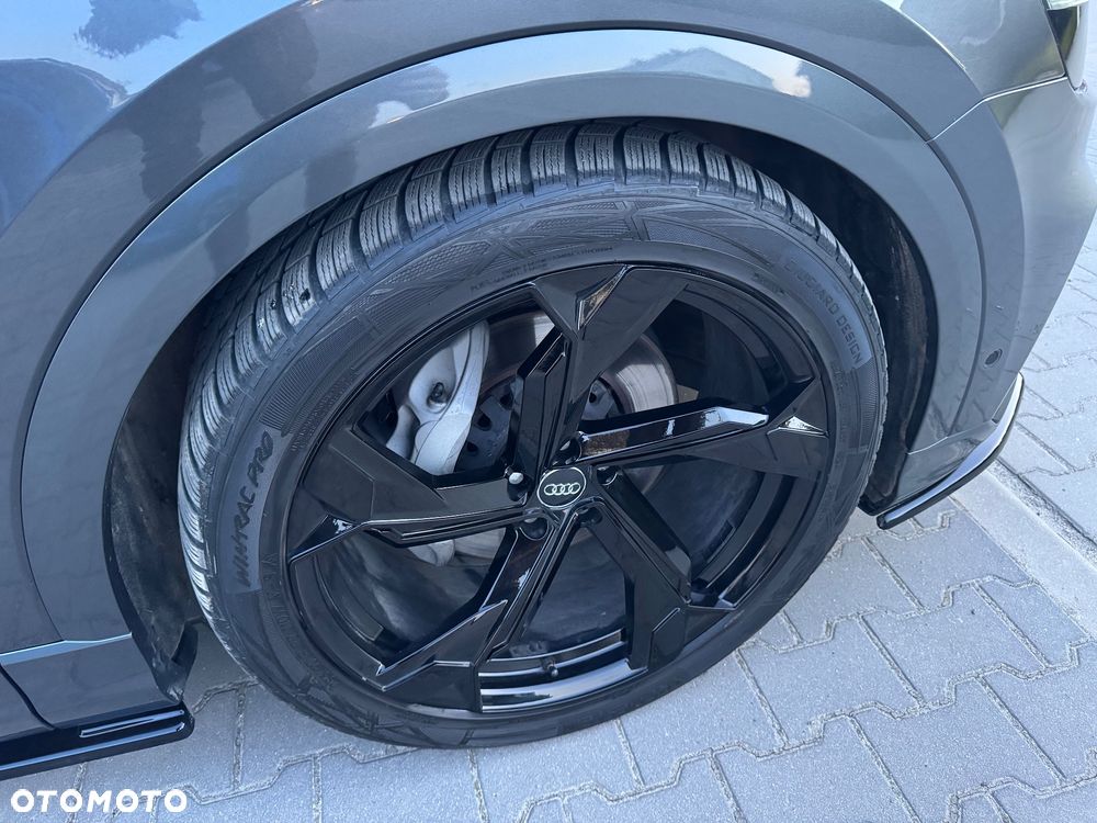 Audi Q8 SUV TFSI quattro 250 kW tiptronic S line business - 37