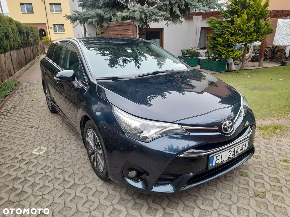 Toyota Avensis 2.0 D-4D Prestige - 5