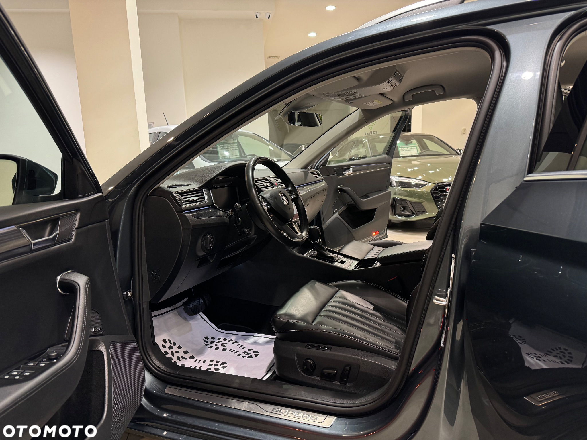 Skoda Superb 1.5 TSI ACT Sportline DSG - 24