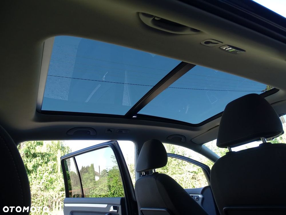 Volkswagen Touran 1.6 TDI DPF BlueMotion Technology DSG STYLE - 27