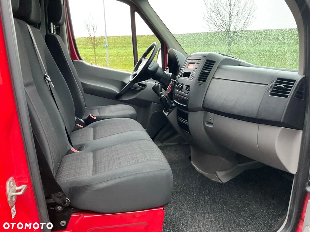 Mercedes-Benz Sprinter - 6