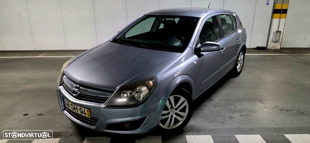 Opel Astra 1.7 CDTI Cosmo - 1