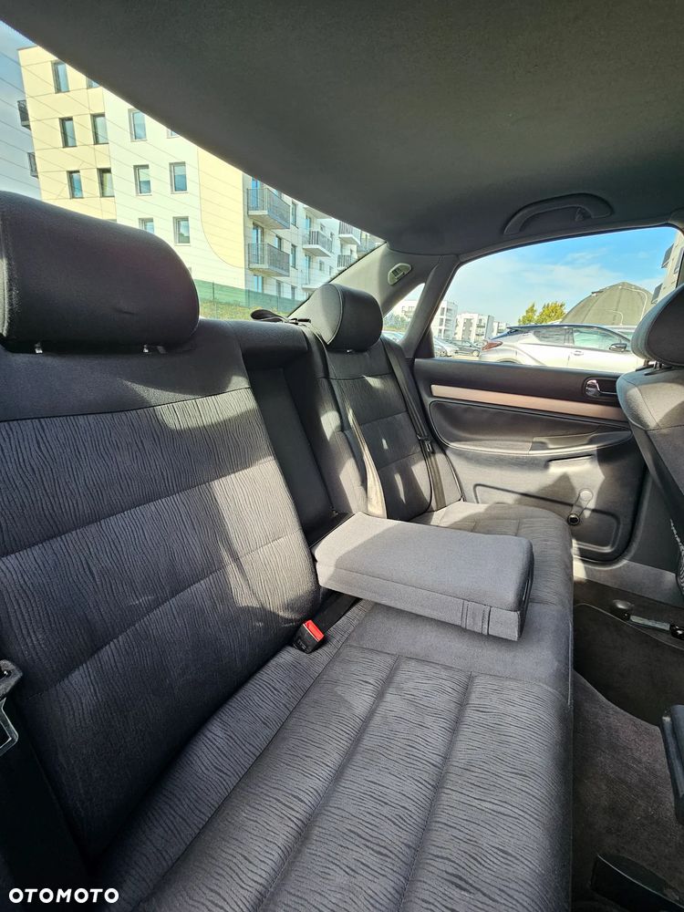 Audi A4 Limousine 1.6 - 15