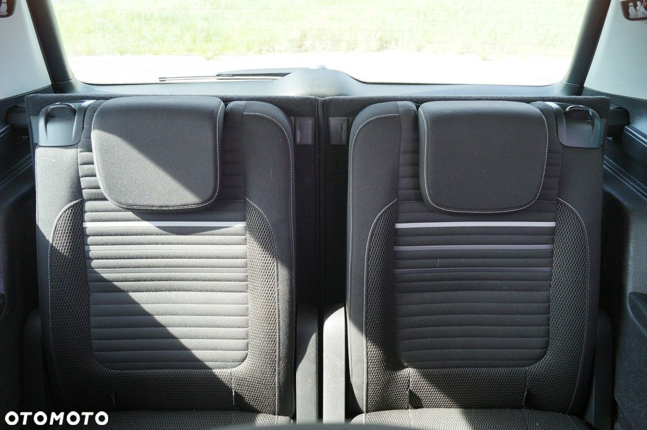 Volkswagen Sharan - 17