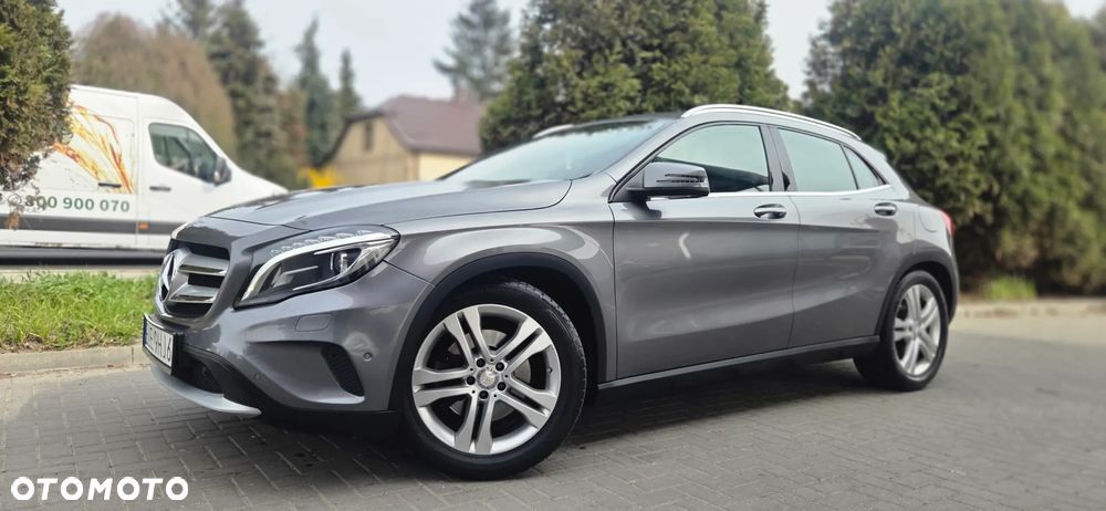 Mercedes-Benz GLA 250 7G-DCT StreetStyle - 5