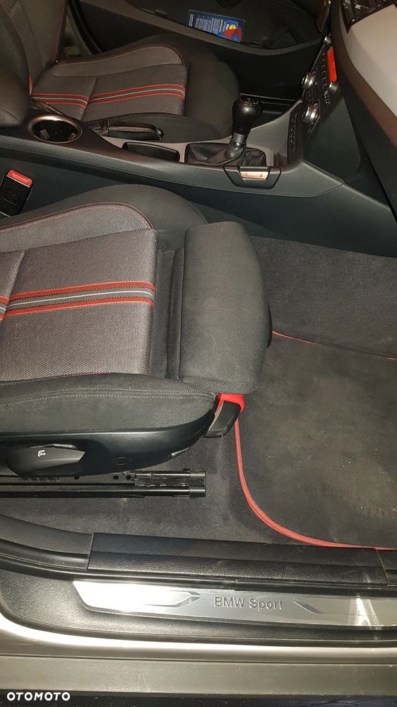 BMW X1 xDrive18d - 7